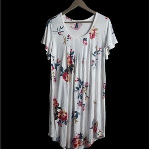 Prinstory Floral T Shirt Dress